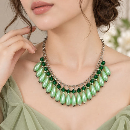 Jade · Collar